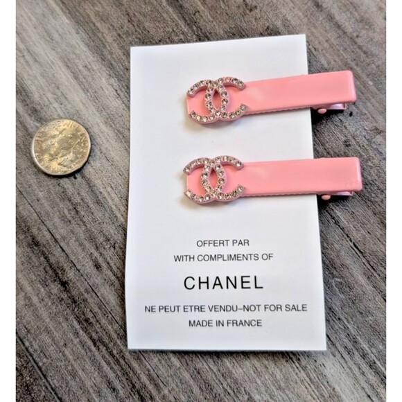 NEW Chanel Parfum Sleeve Set Of 2 Soft Pink VIP Hair Clips Gift with Purchase - Picture 4 of 4